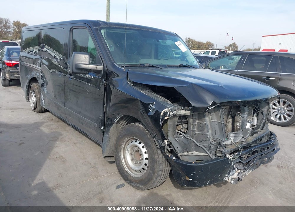 2017 NISSAN NV PASSENGER NV3500 HD S V6 VIN: 5BZBF0AA4HN850100