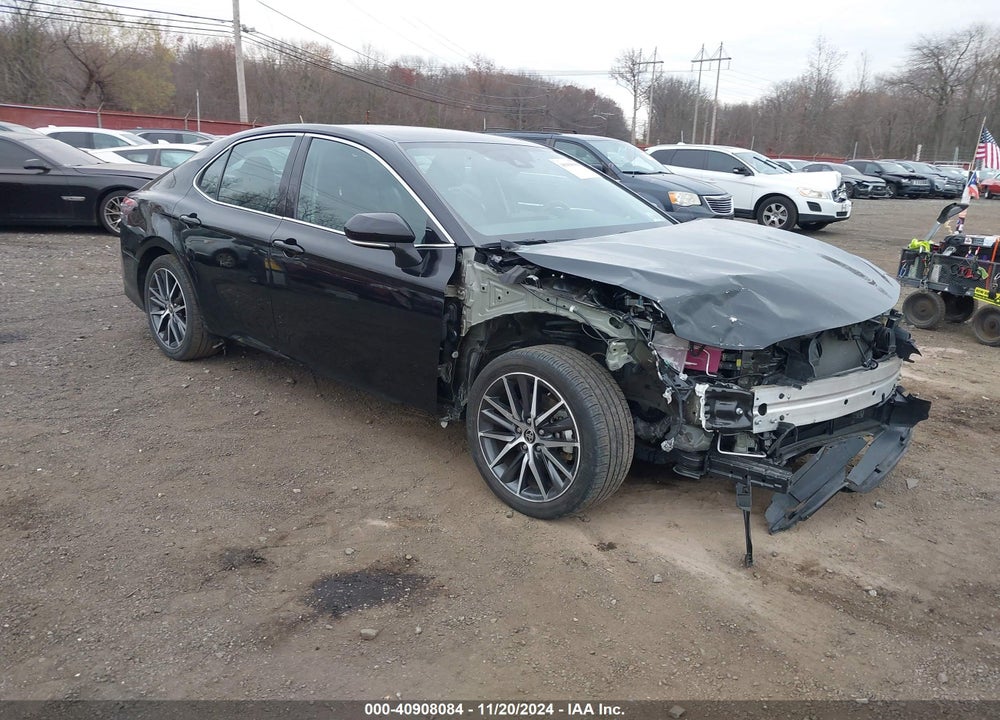 2021 TOYOTA CAMRY XLE HYBRID VIN: 4T1F31AK1MU025751