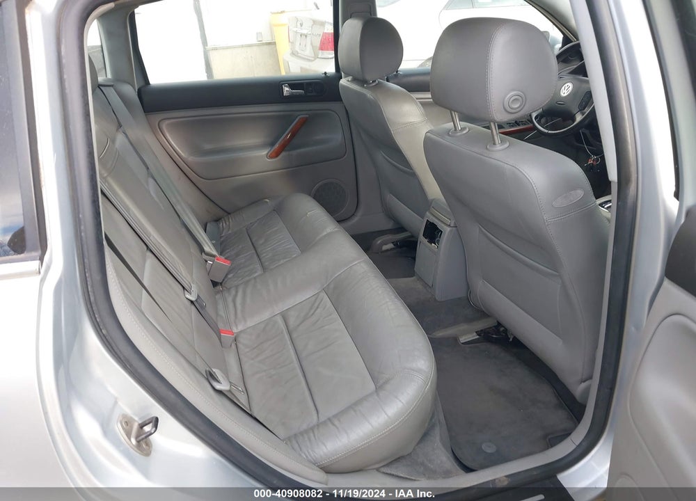 2003 VOLKSWAGEN PASSAT GLX VIN: WVWTH63B43P116318