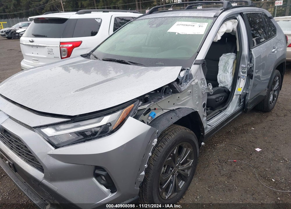 2024 TOYOTA RAV4 HYBRID XLE PREMIUM VIN: JTMB6RFV1RD138604