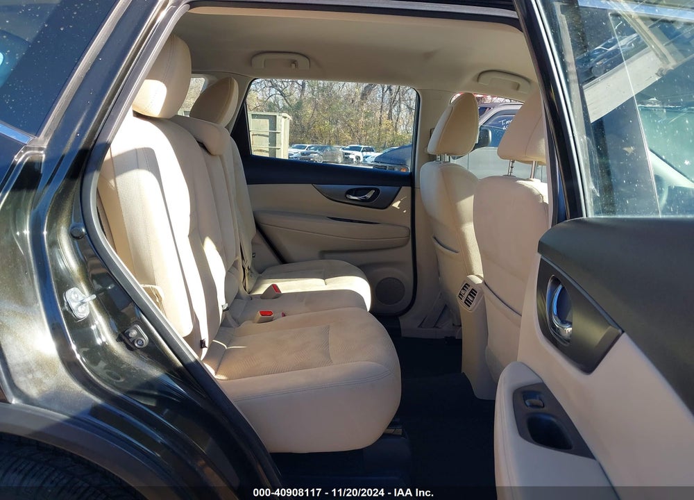 2016 NISSAN ROGUE S VIN: 5N1AT2MTXGC760016