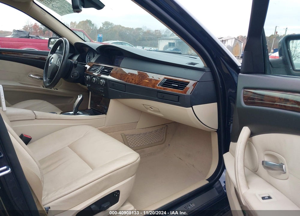 2008 BMW 528XI VIN: WBANV13578CZ60136