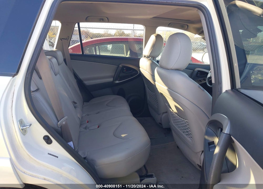 2009 TOYOTA RAV4 LIMITED VIN: JTMBF31V395004417