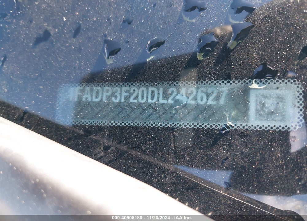 2013 FORD FOCUS SE VIN: 1FADP3F20DL242627
