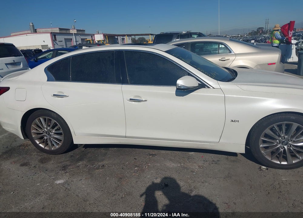 2019 INFINITI Q50 3.0T LUXE VIN: JN1EV7AP3KM510370