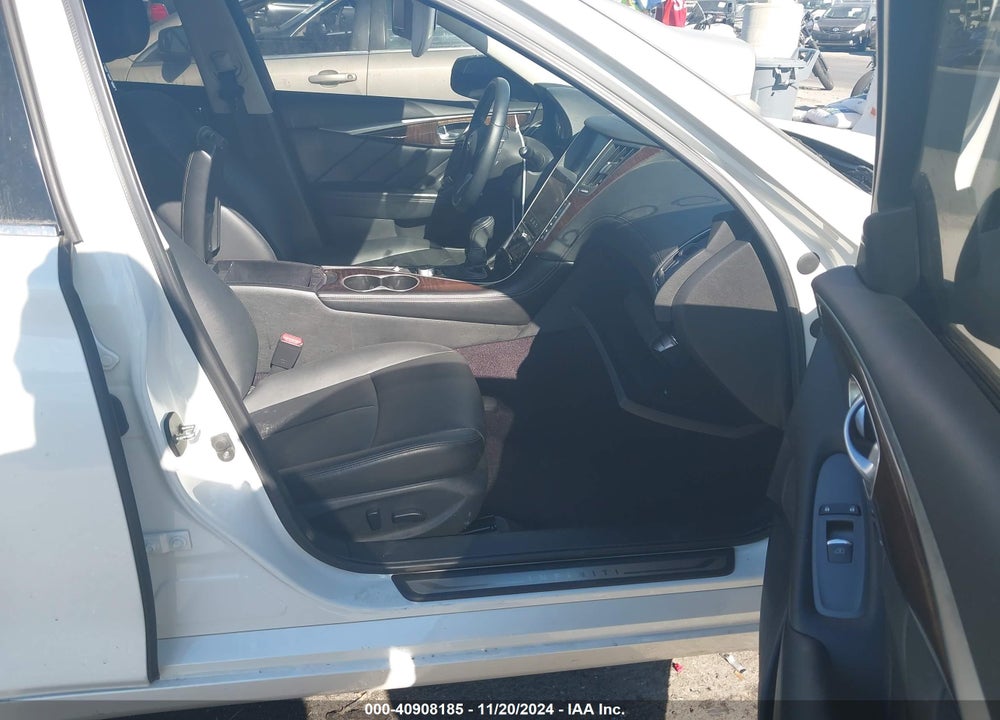 2019 INFINITI Q50 3.0T LUXE VIN: JN1EV7AP3KM510370