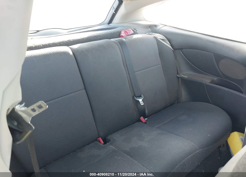 2005 FORD FOCUS ZX3 VIN: 3FAFP31N65R147745