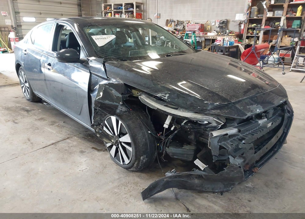 2022 NISSAN ALTIMA SV FWD VIN: 1N4BL4DV7NN314659