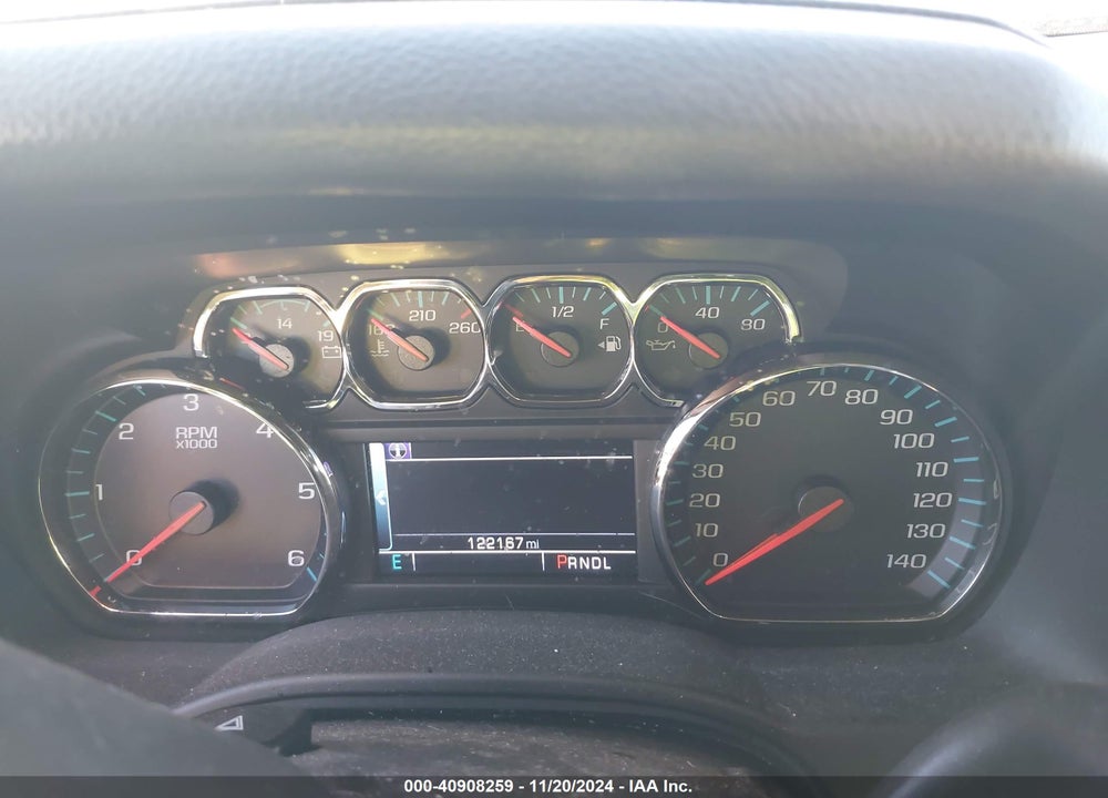 2018 CHEVROLET SUBURBAN LT VIN: 1GNSCHKC6JR255231