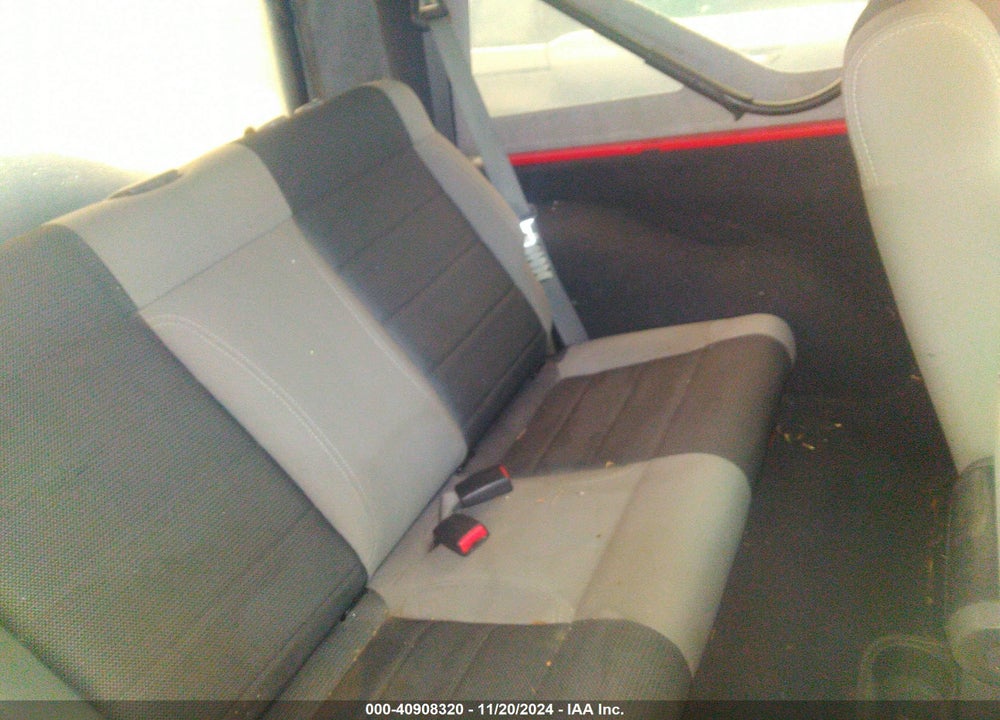 2007 JEEP WRANGLER X VIN: 1J4FA24117L128840