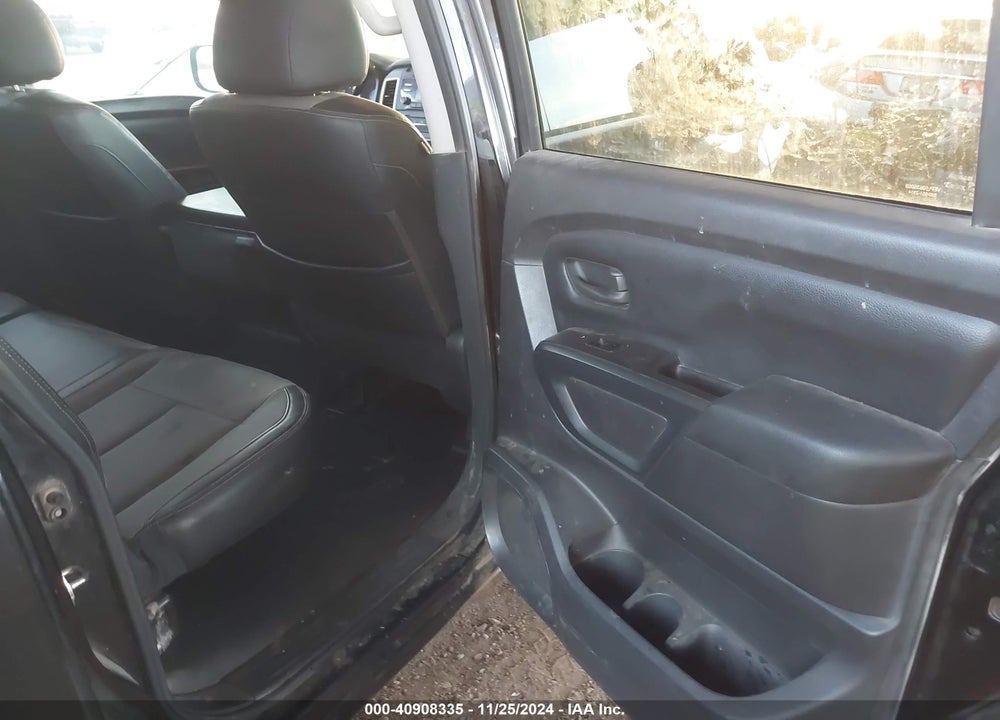 2017 NISSAN TITAN S VIN: 1N6AA1EJ3HN545985