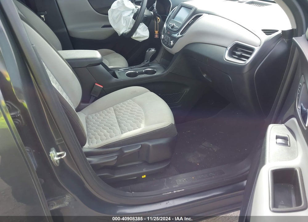 2018 CHEVROLET EQUINOX LS VIN: 2GNAXHEV9J6352156