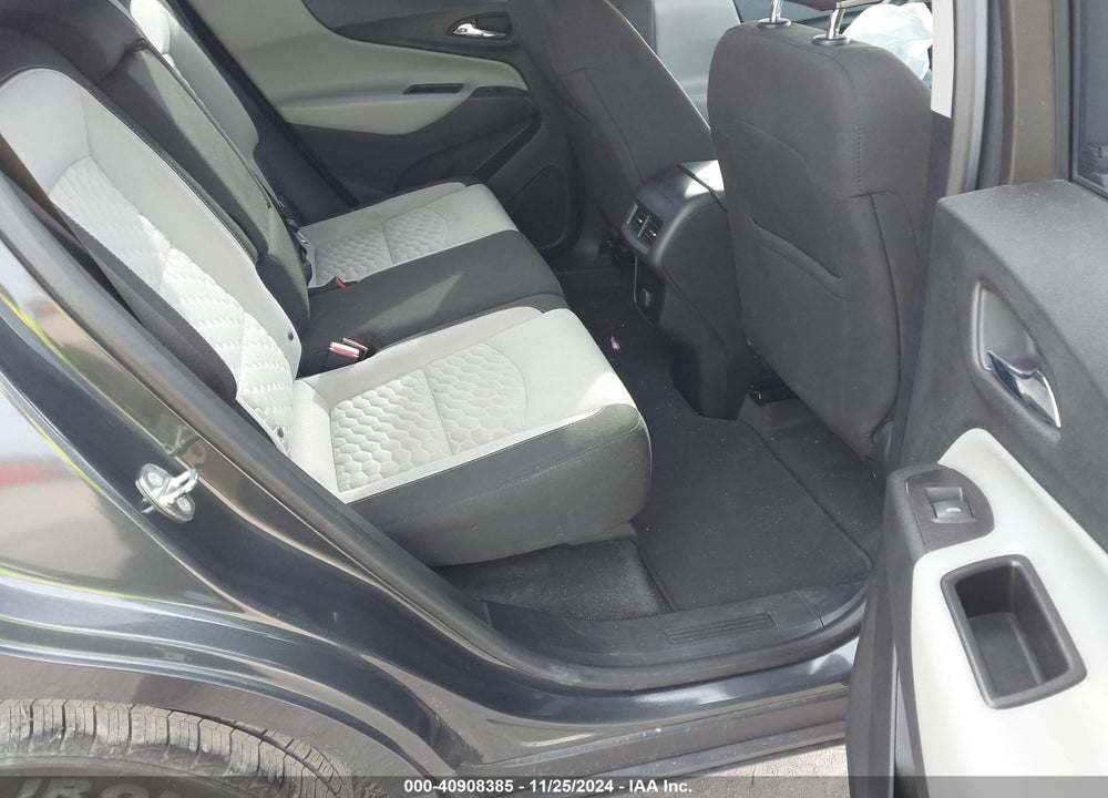 2018 CHEVROLET EQUINOX LS VIN: 2GNAXHEV9J6352156