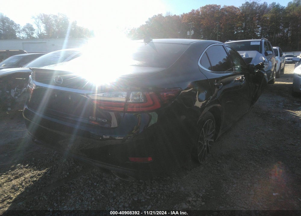 2018 LEXUS ES VIN: 58ABK1GG0JU117894