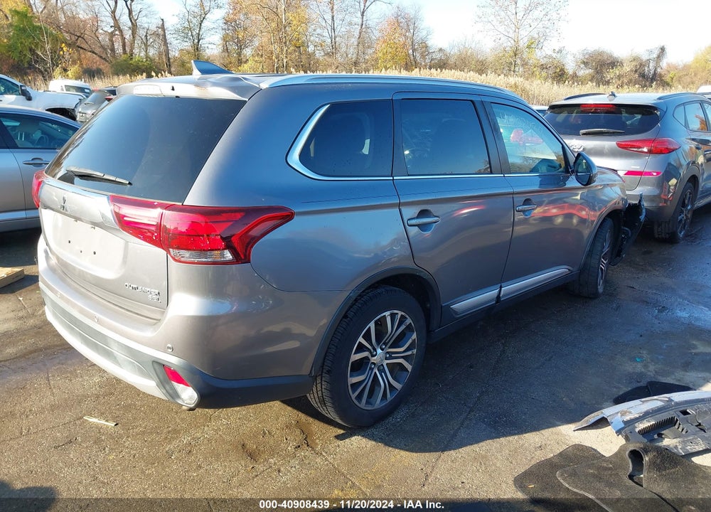 2018 MITSUBISHI OUTLANDER VIN: JA4AD3A30JJ006048