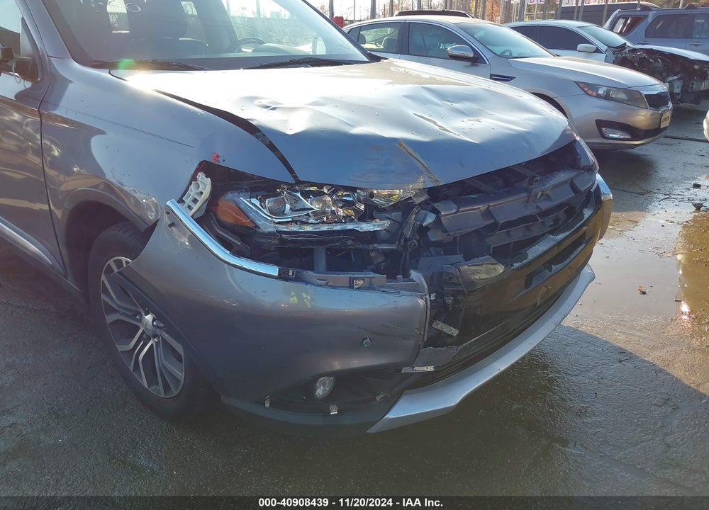 2018 MITSUBISHI OUTLANDER VIN: JA4AD3A30JJ006048