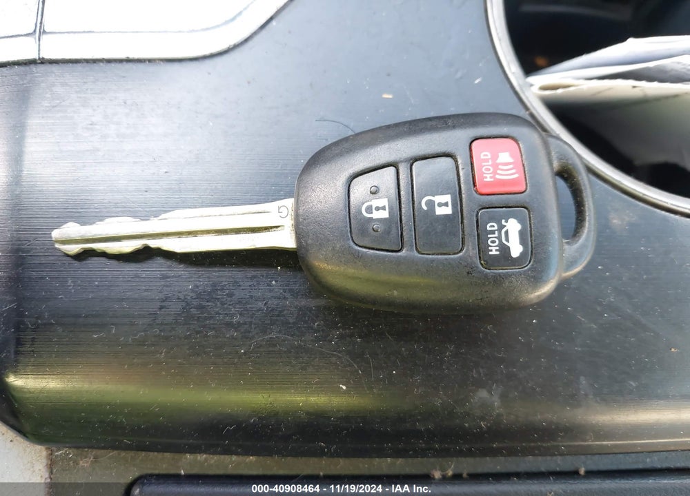 2013 TOYOTA CAMRY LE VIN: 4T1BF1FK0DU230315