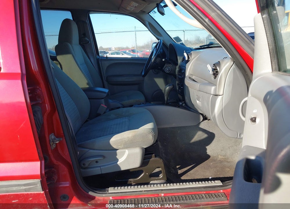 2007 JEEP LIBERTY SPORT VIN: 1J4GL48K47W576064