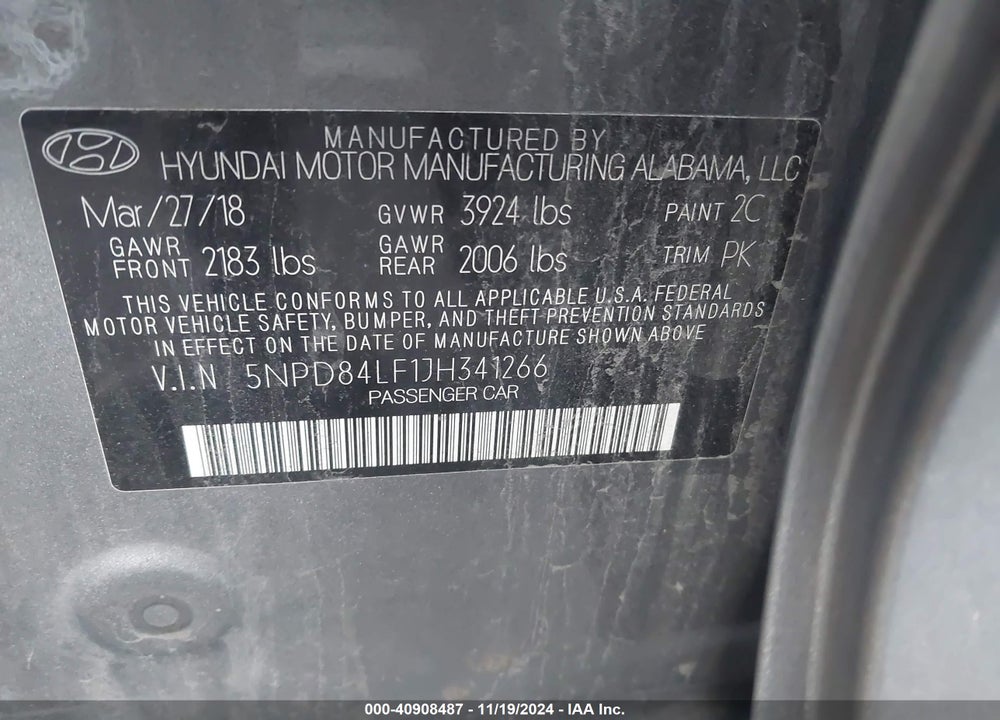 2018 HYUNDAI ELANTRA VIN: 5NPD84LF1JH341266