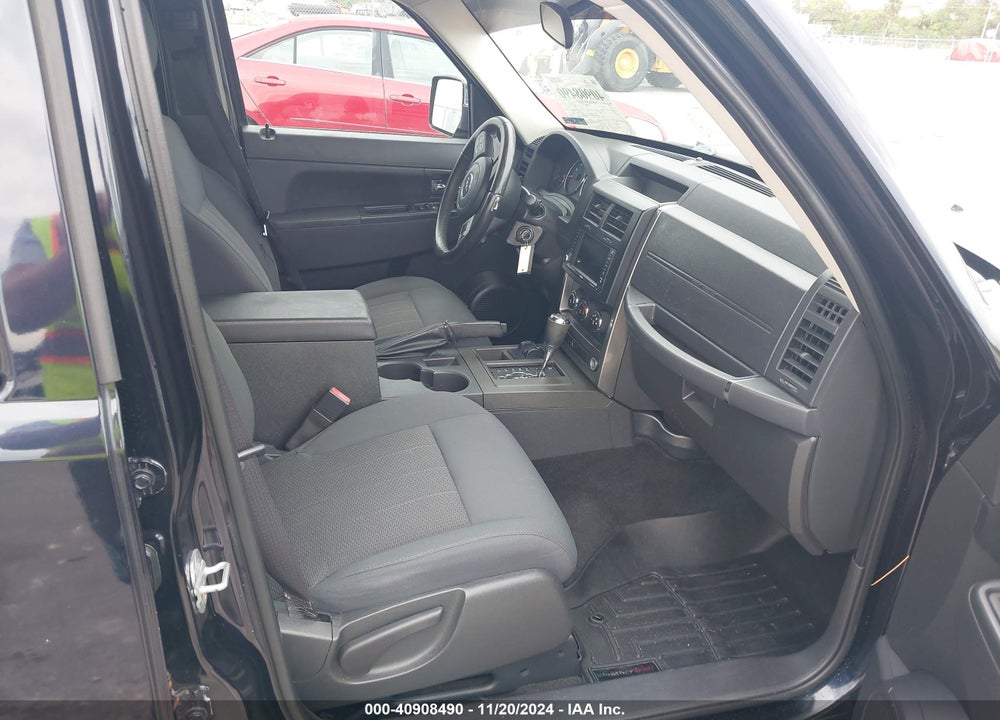 2011 JEEP LIBERTY SPORT VIN: 1J4PN2GK8BW564248