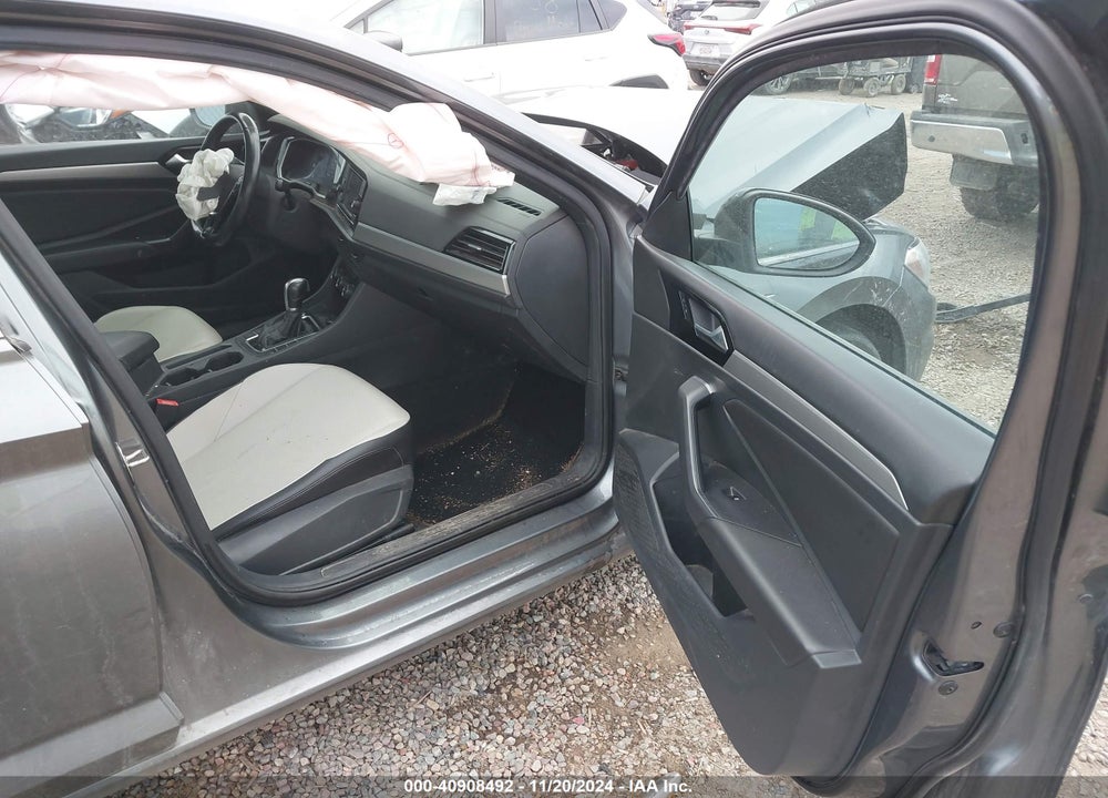 2019 VOLKSWAGEN JETTA VIN: 3VWC57BU1KM041337