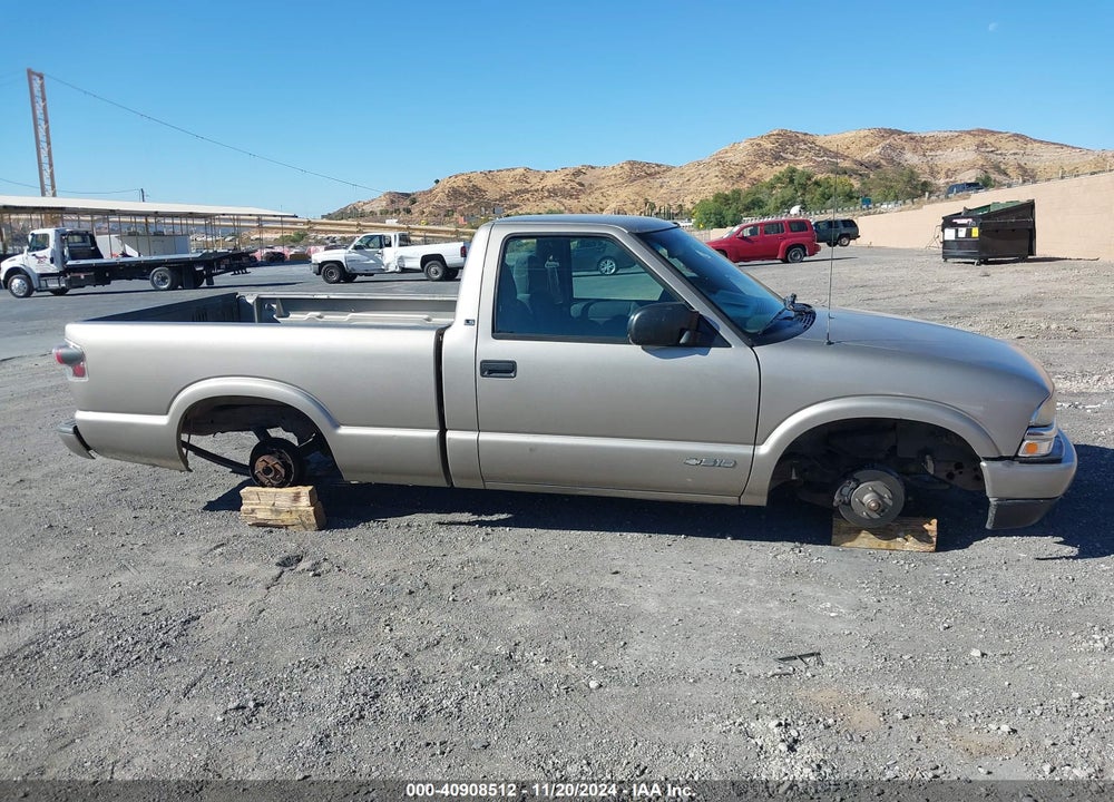 2001 CHEVROLET S-10 LS VIN: 1GCCS145X1K103967