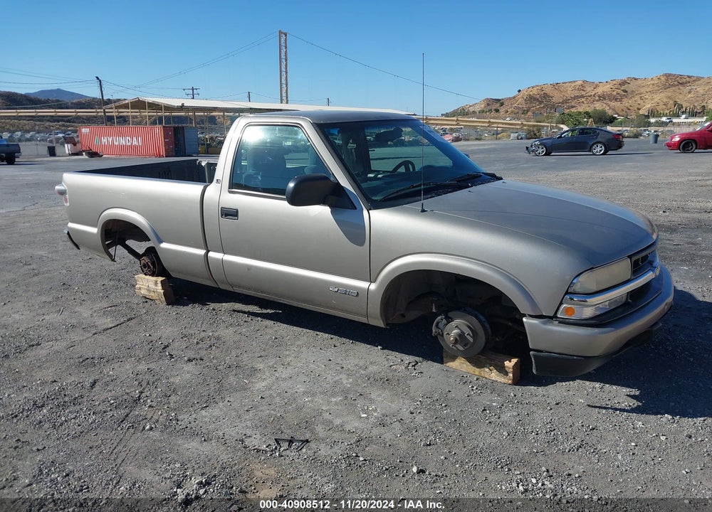 2001 CHEVROLET S-10 LS VIN: 1GCCS145X1K103967
