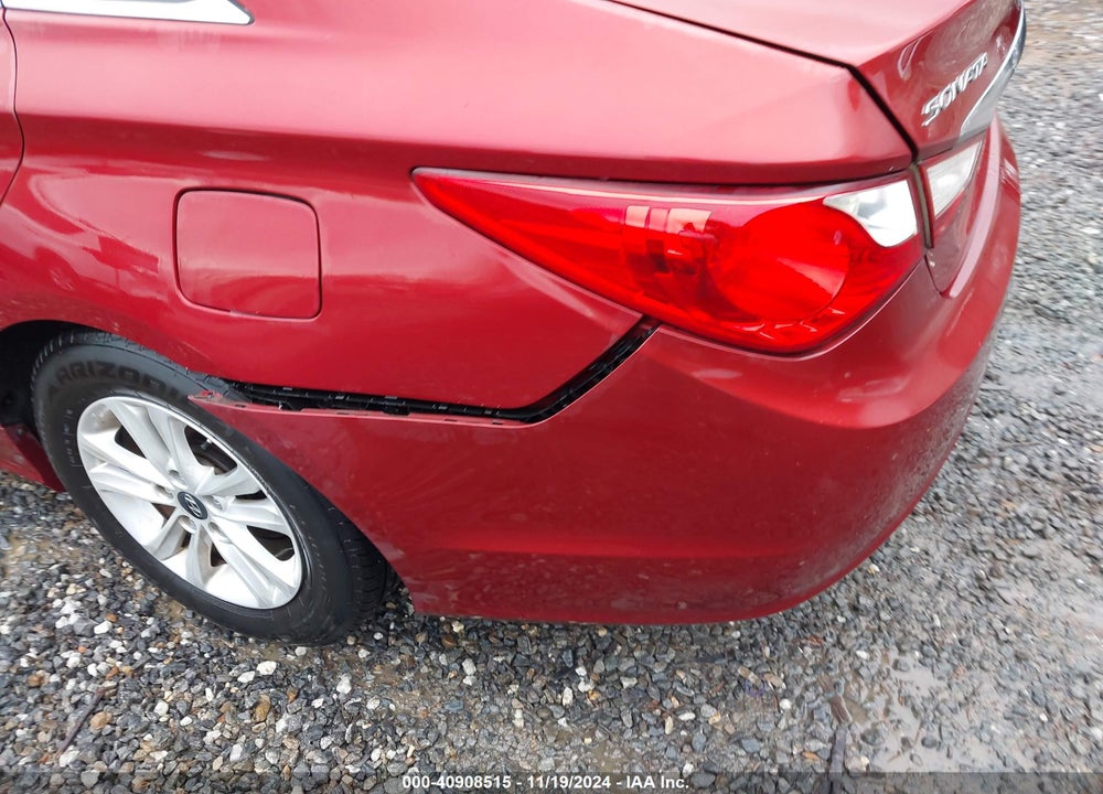 2013 HYUNDAI SONATA GLS VIN: 5NPEB4AC2DH748337