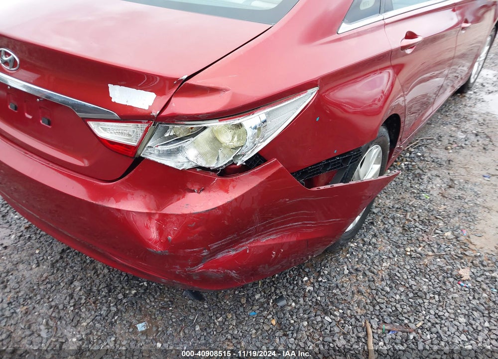 2013 HYUNDAI SONATA GLS VIN: 5NPEB4AC2DH748337