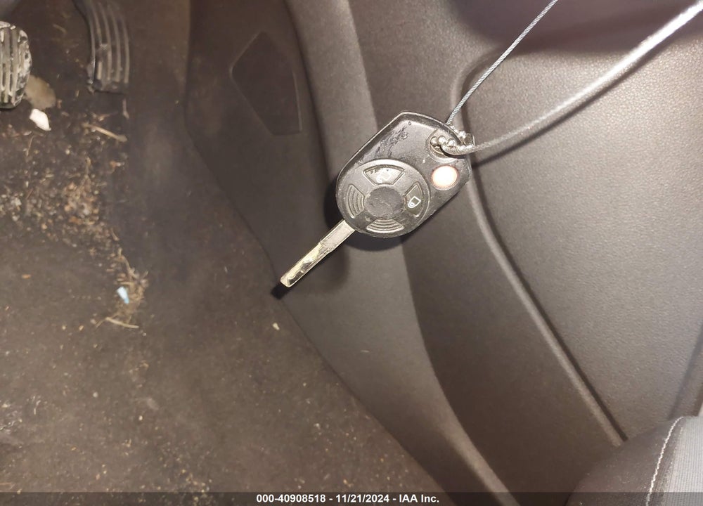 2016 FORD ESCAPE SE VIN: 1FMCU9GX2GUA68937