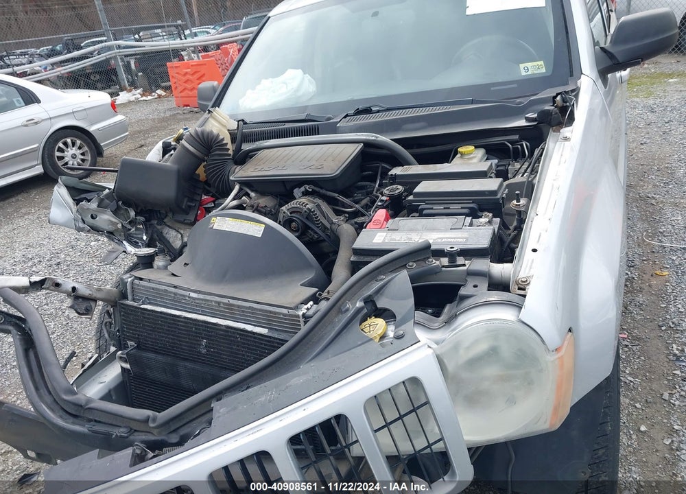 2007 JEEP GRAND CHEROKEE LAREDO VIN: 1J8GR48K77C615289