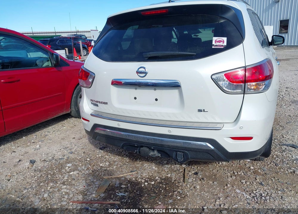 2015 NISSAN PATHFINDER SL VIN: 5N1AR2MN8FC711265