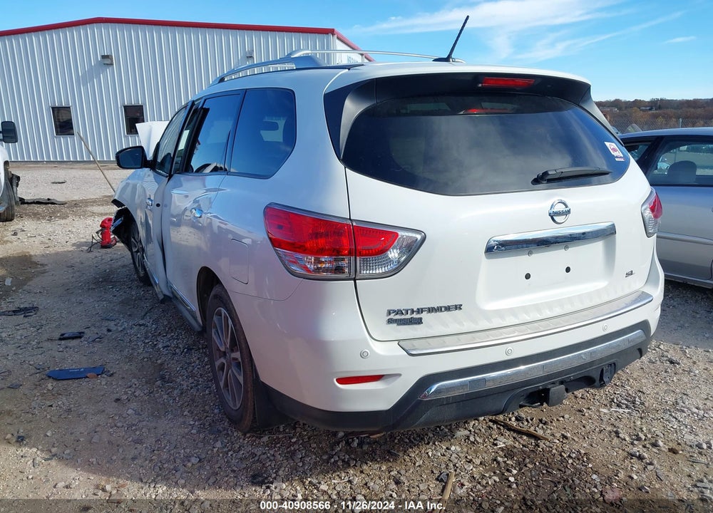 2015 NISSAN PATHFINDER SL VIN: 5N1AR2MN8FC711265
