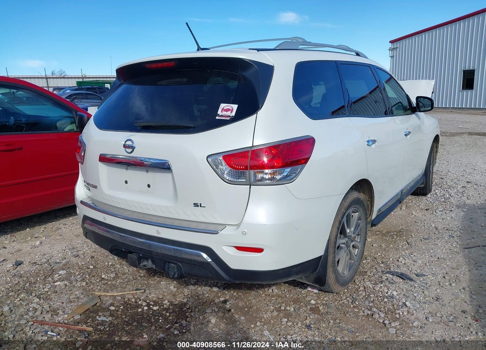 2015 NISSAN PATHFINDER SL VIN: 5N1AR2MN8FC711265