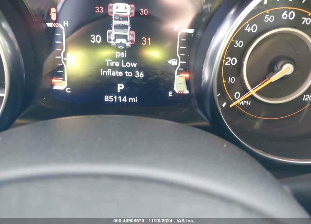 2019 JEEP WRANGLER UNLIMITED SAHARA 4X4 VIN: 1C4HJXEG1KW571530