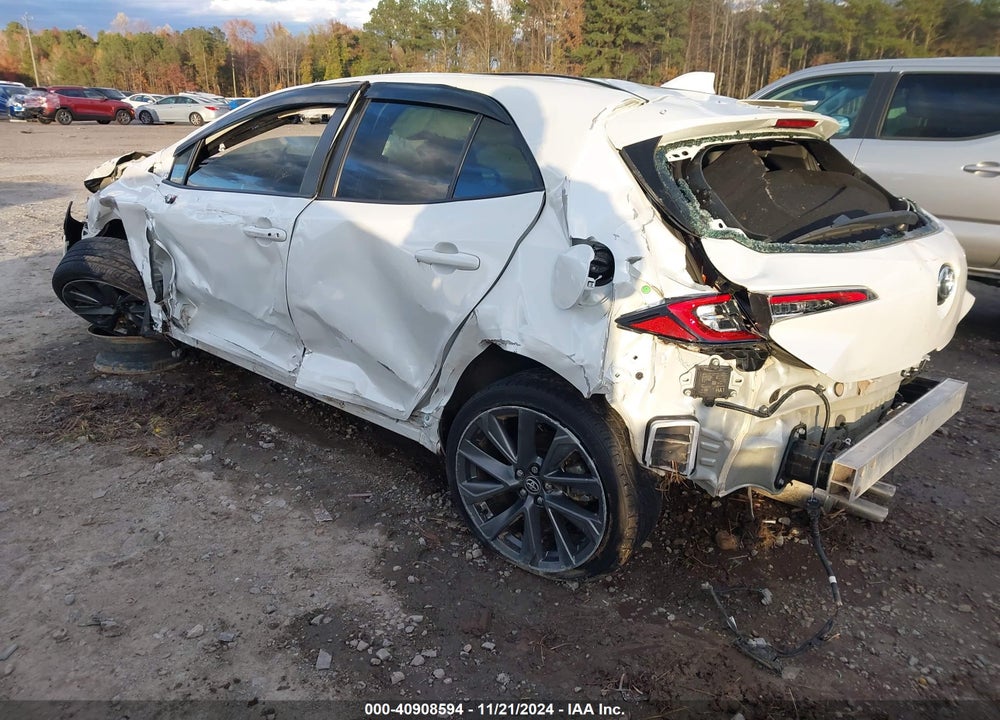 2022 TOYOTA COROLLA XSE VIN: JTNA4MBE9N3175230