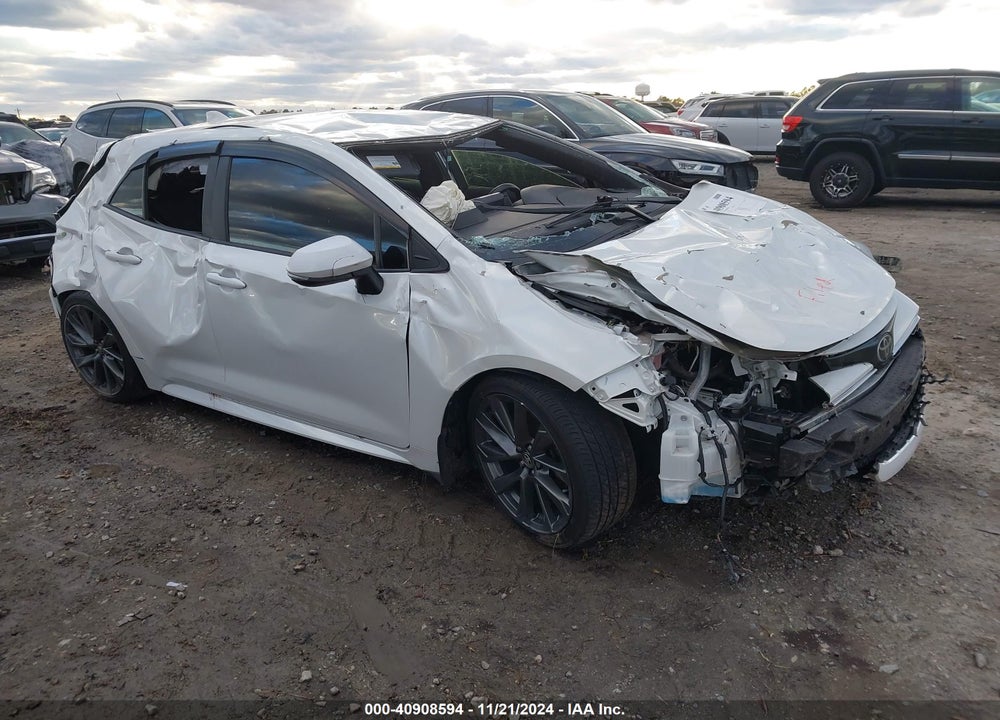 2022 TOYOTA COROLLA XSE VIN: JTNA4MBE9N3175230