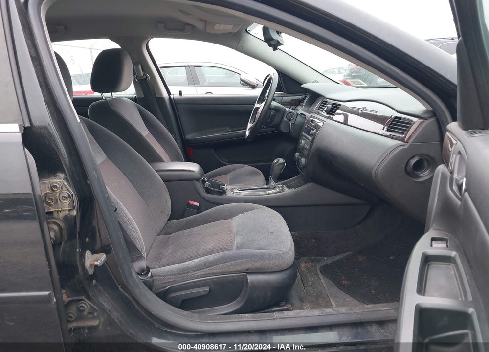 2012 CHEVROLET IMPALA LT VIN: 2G1WB5E34C1137240