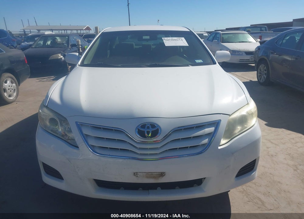 2011 TOYOTA CAMRY LE VIN: 4T1BF3EK6BU656682