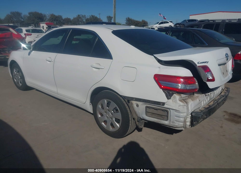 2011 TOYOTA CAMRY LE VIN: 4T1BF3EK6BU656682