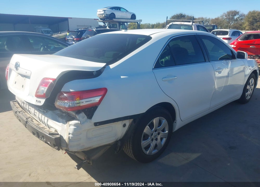 2011 TOYOTA CAMRY LE VIN: 4T1BF3EK6BU656682
