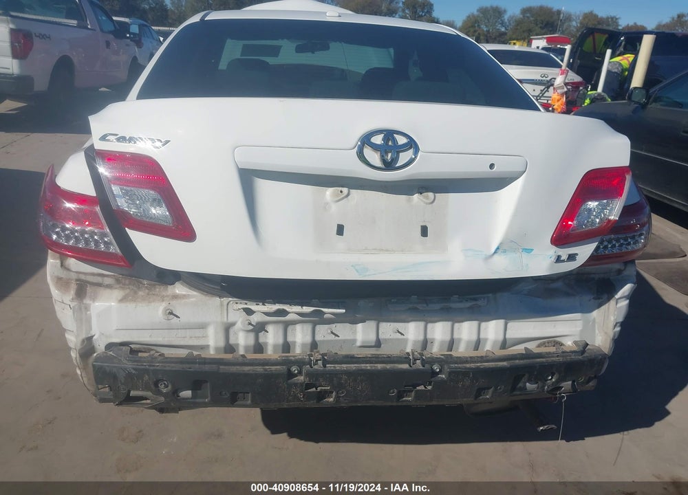 2011 TOYOTA CAMRY LE VIN: 4T1BF3EK6BU656682