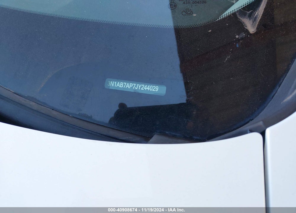 2018 NISSAN SENTRA VIN: 3N1AB7AP7JY244029
