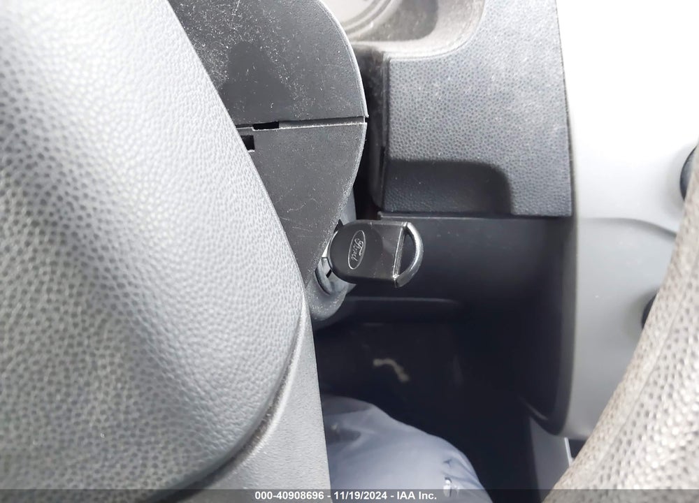 2010 FORD FOCUS SE VIN: 1FAHP3FN4AW233287