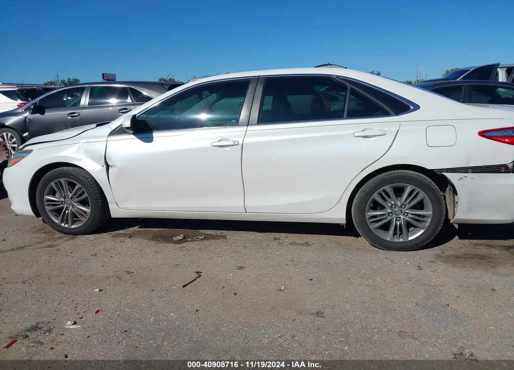 2015 TOYOTA CAMRY SE VIN: 4T1BF1FK3FU084785