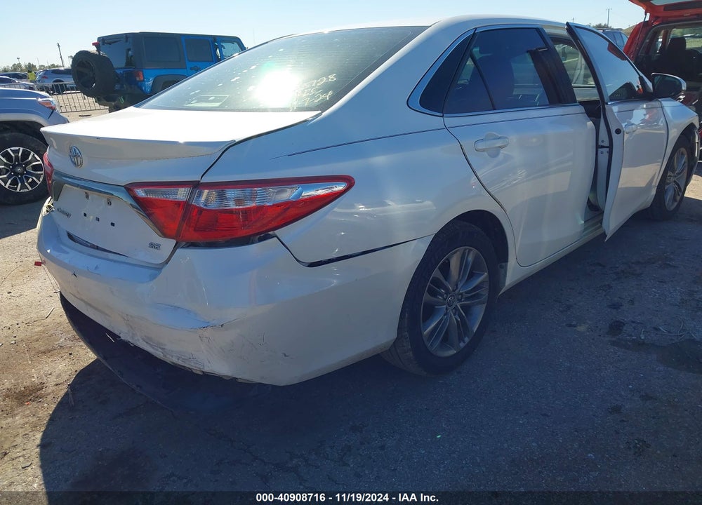 2015 TOYOTA CAMRY SE VIN: 4T1BF1FK3FU084785