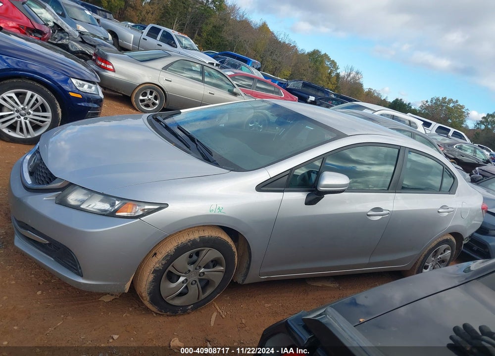 2015 HONDA CIVIC LX VIN: 19XFB2F54FE084701