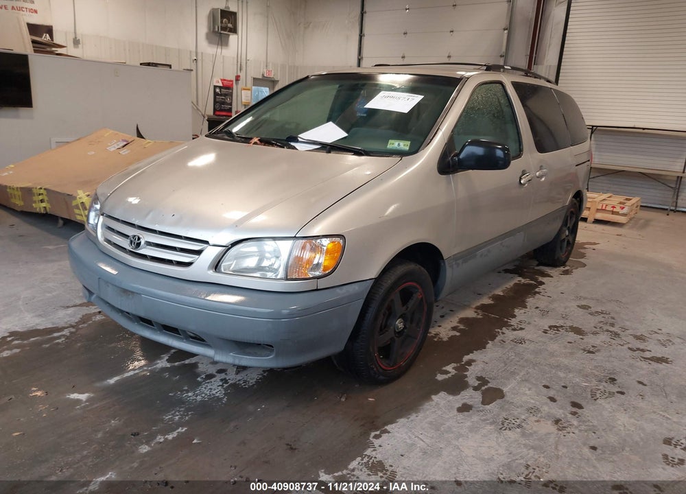 2003 TOYOTA SIENNA CE VIN: 4T3ZF19C33U551533