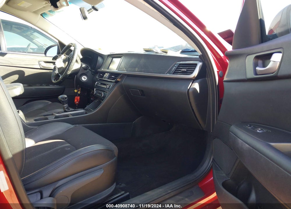 2018 KIA OPTIMA S VIN: 5XXGT4L33JG228237