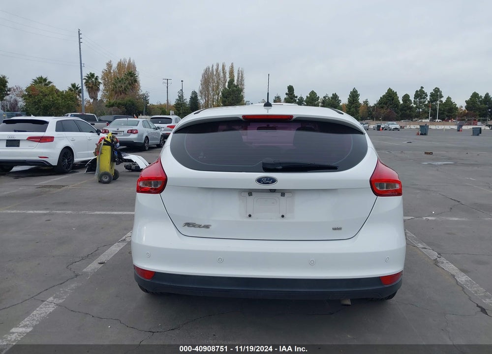 2016 FORD FOCUS SE VIN: 1FADP3K25GL320622